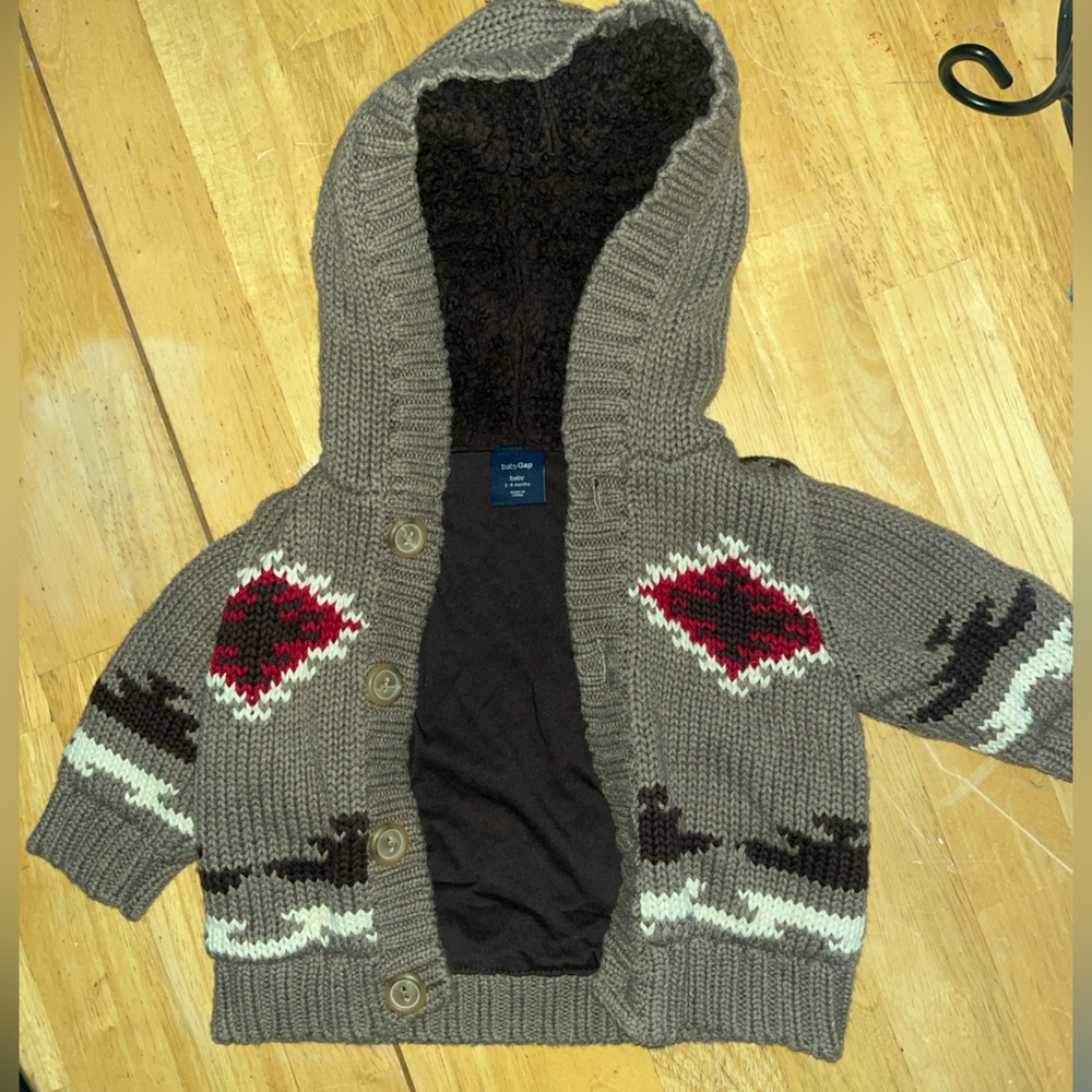 GAP infant 3-6month Gray and Red Patterned Knitted Jacket